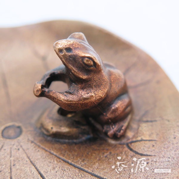 高岡銅器 香立 蓮に蛙 大の通販 - お香専門店香源