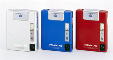 光学3倍「フラットズーム」3.2メガピクセルデジタルカメラ「コニカ