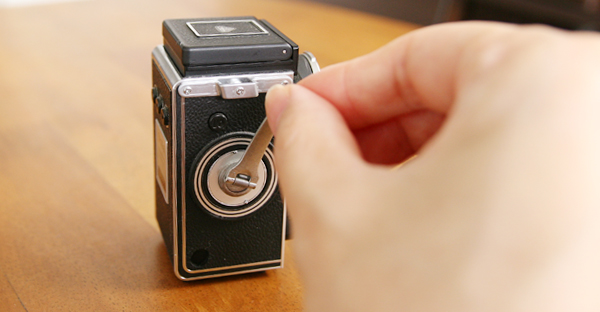 ローライフレックス ミニデジという二眼レフ風の可愛いデジカメの紹介