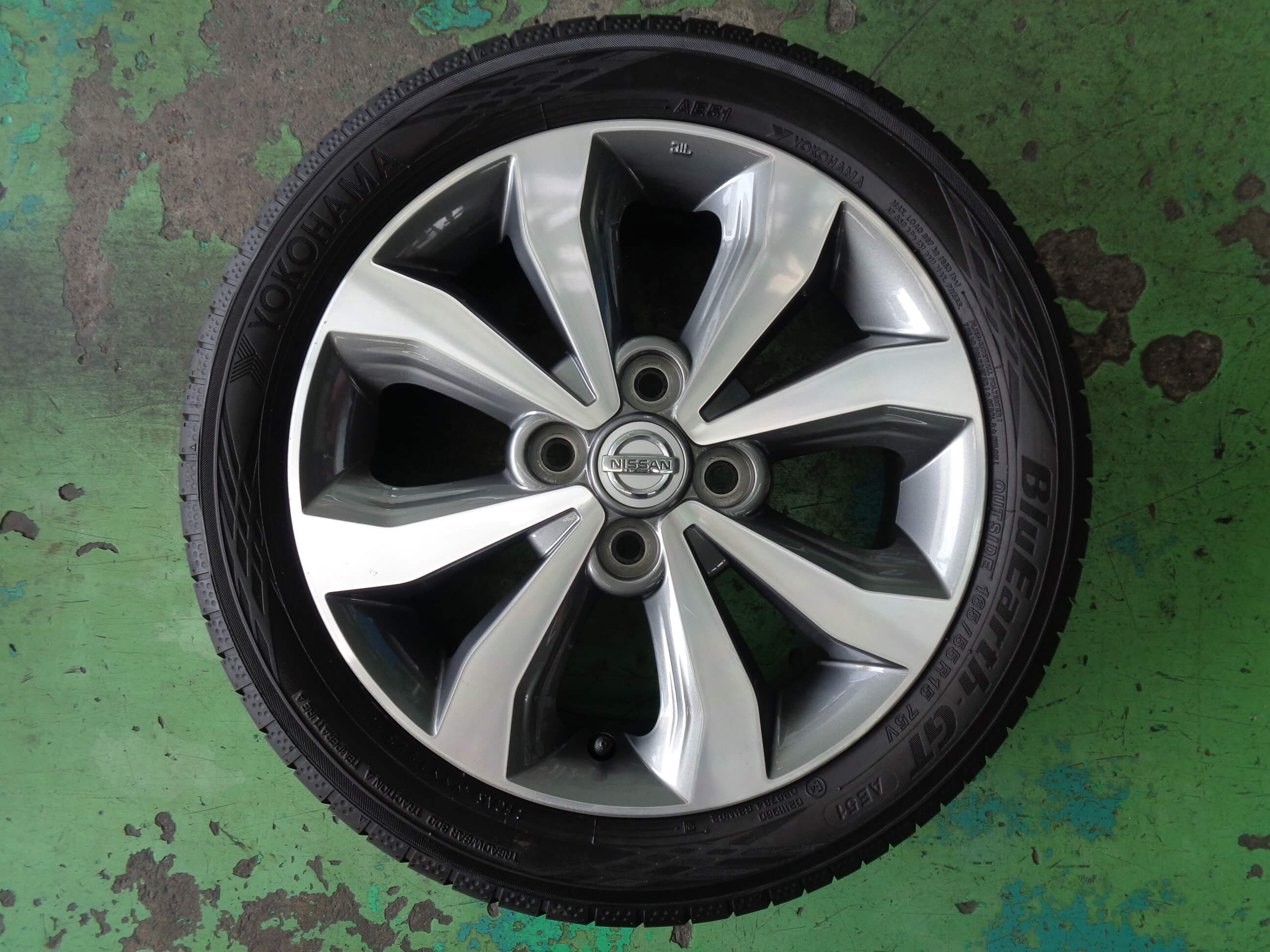 ニッサン　日産デイズ純正ホイールタイヤ 新品タイヤ付きのニッサンデイズ純正15インチ入庫です。｜グーネット