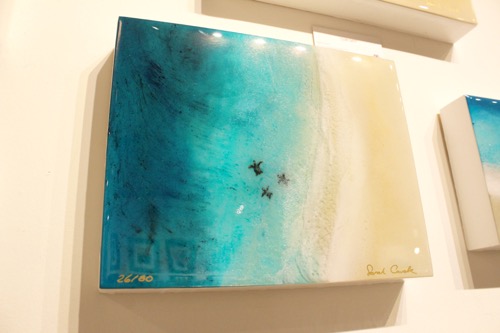 ハワイで今大注目のアーティスト、サラ・カードル独占取材！！ポルー