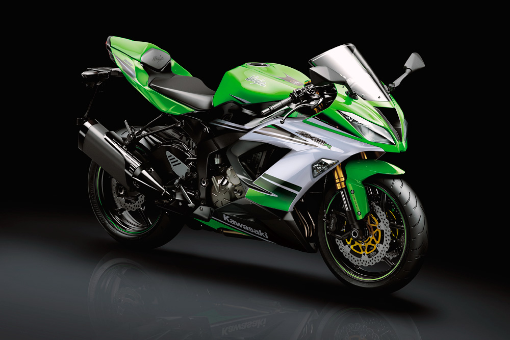 Ninja ZX-6R/ABS］カラーリング変更した2015年モデルが登場 | 新車