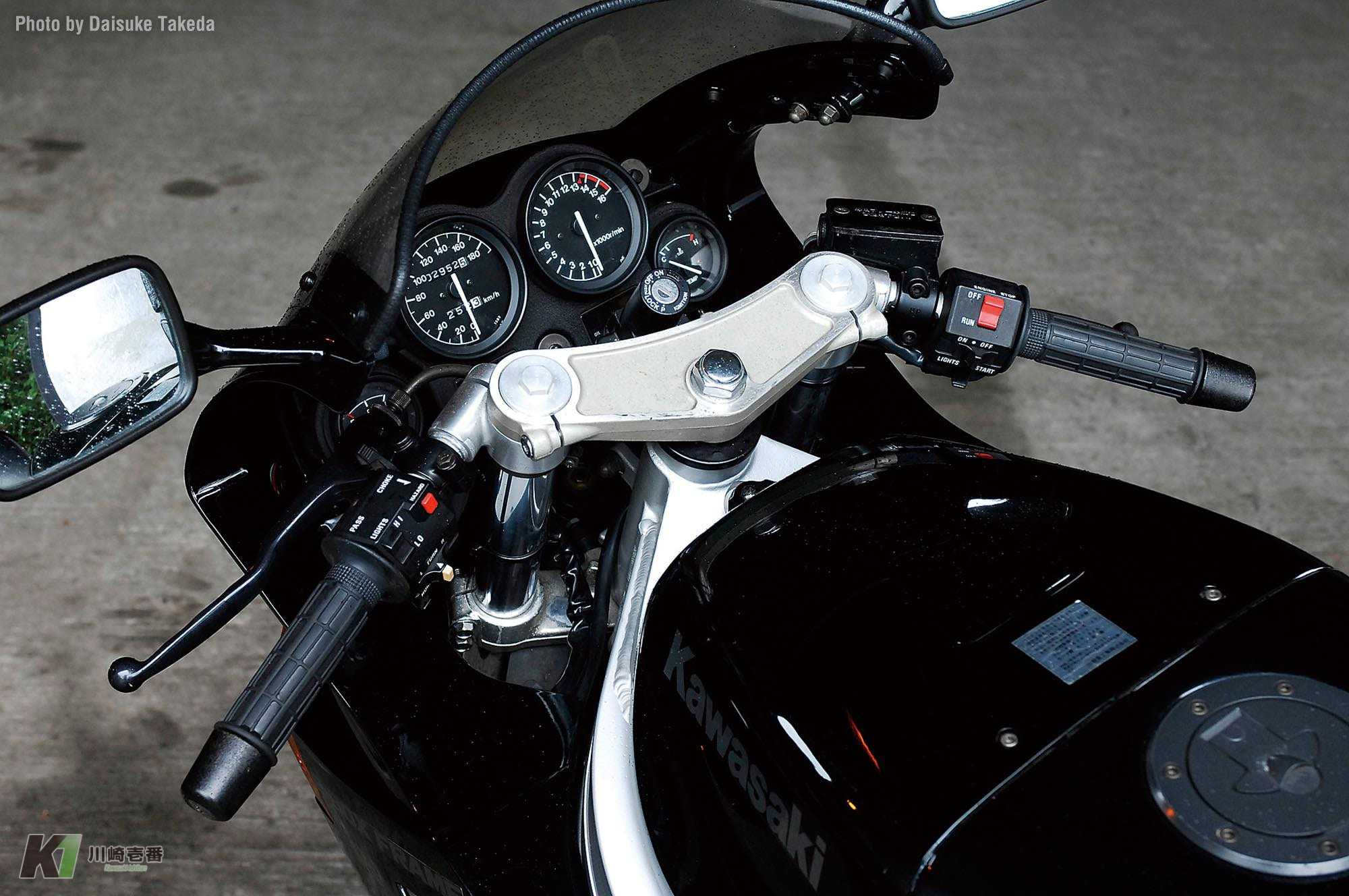 ZX-4 | カワサキ名車列伝 | カワサキイチバン