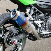 リーズナブルな価格が魅力! ダブルアールズからニンジャ250用のフル