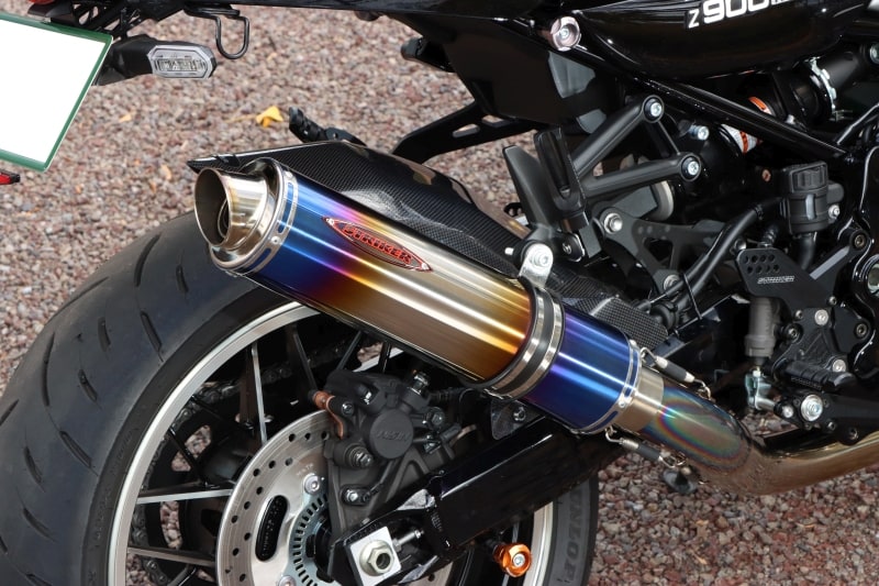 ストライカーから2023年モデルのZ900RS(型式：8BL-ZR900K)に適合する