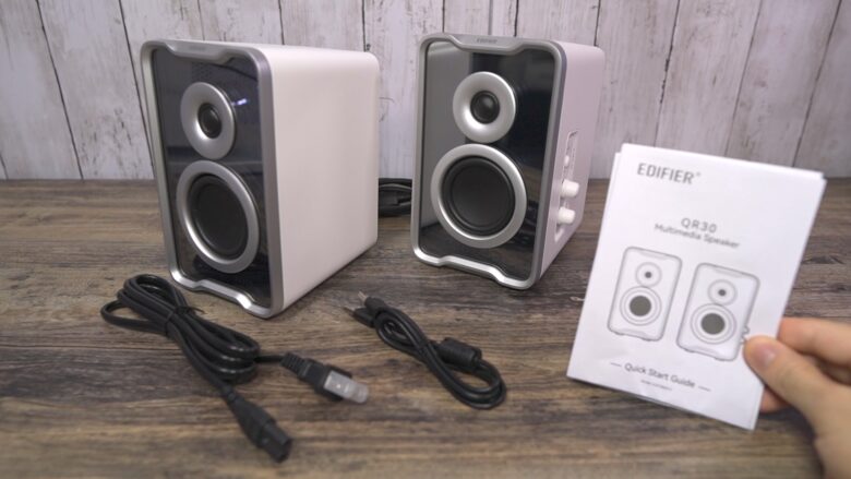 没入感がスゴい】Edifier QR30レビュー｜高音質・RGB・多機能のPC