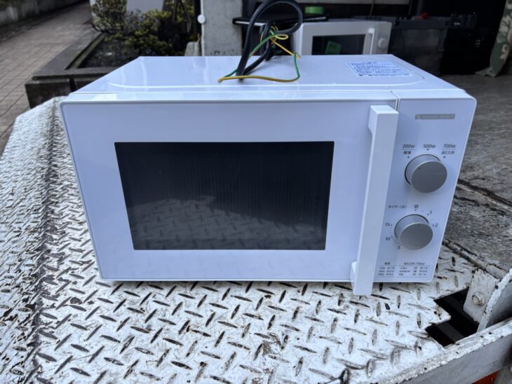 高価買取【出張で池田市へ】ヤマダ 電子レンジ YMW-M17JW6 2022年製