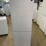 310Lの大型2ドア冷蔵庫（シャープ SJ-AK31F-W 2020年製）浦添市牧港