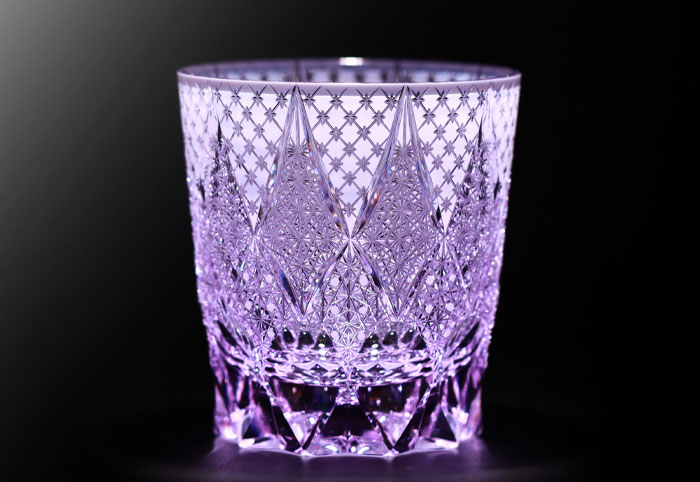 銀座ショップ「新鋭三人展」 | カガミクリスタル