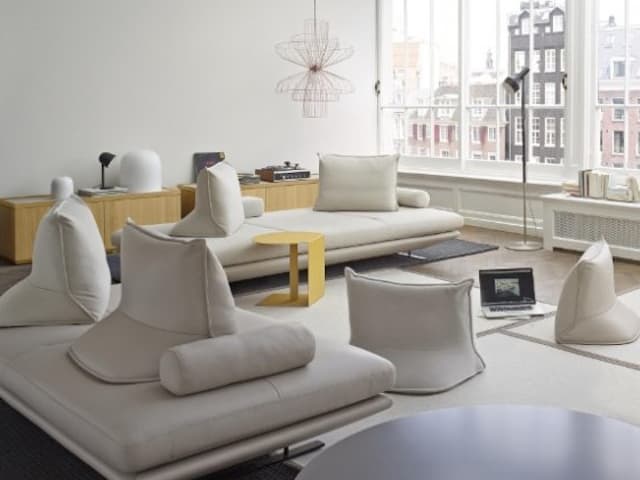 リーン・ロゼ ODA サイドテーブル| ligne roset | 家具インテリア通販