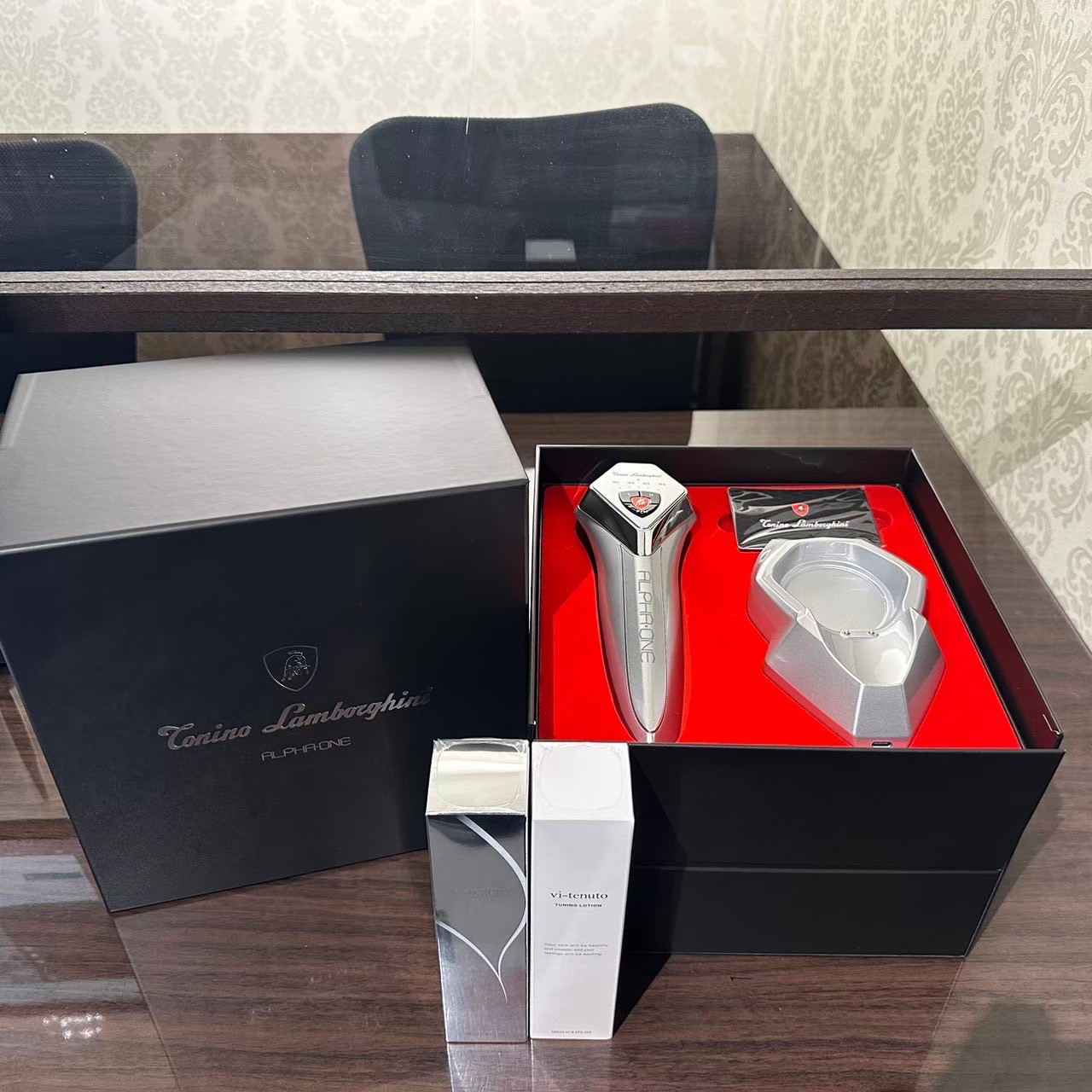 トニーノ・ランボルギーニ美顔器ALPHA・ONE 買取 | ブランド品の宅配