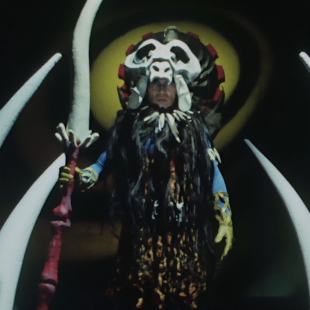 キバ男爵 | 仮面ライダー図鑑 | 東映