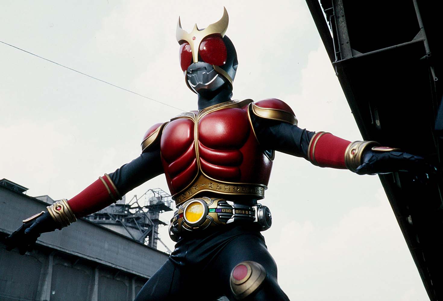 仮面ライダークウガ ライジングマイティ | 仮面ライダー図鑑 | 東映