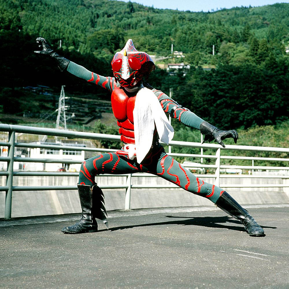 仮面ライダーアマゾン（ZX） | 仮面ライダー図鑑 | 東映