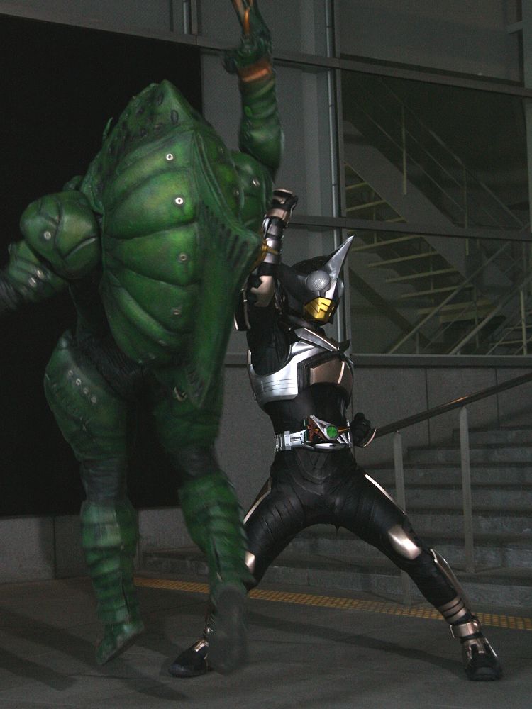 仮面ライダーパンチホッパー | 仮面ライダー図鑑 | 東映