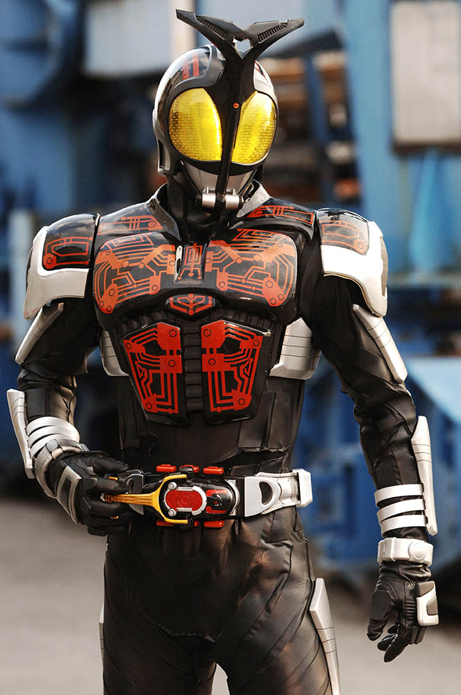 ダークカブトゼクター | 仮面ライダー図鑑 | 東映