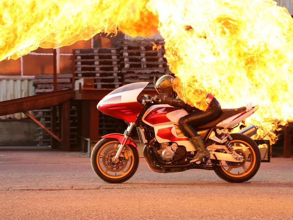 サイクロン2号（THE NEXT） | 仮面ライダー図鑑 | 東映