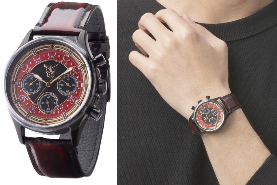 仮面ライダークウガ クロノグラフ腕時計 赤の金 | 仮面ライダーWEB