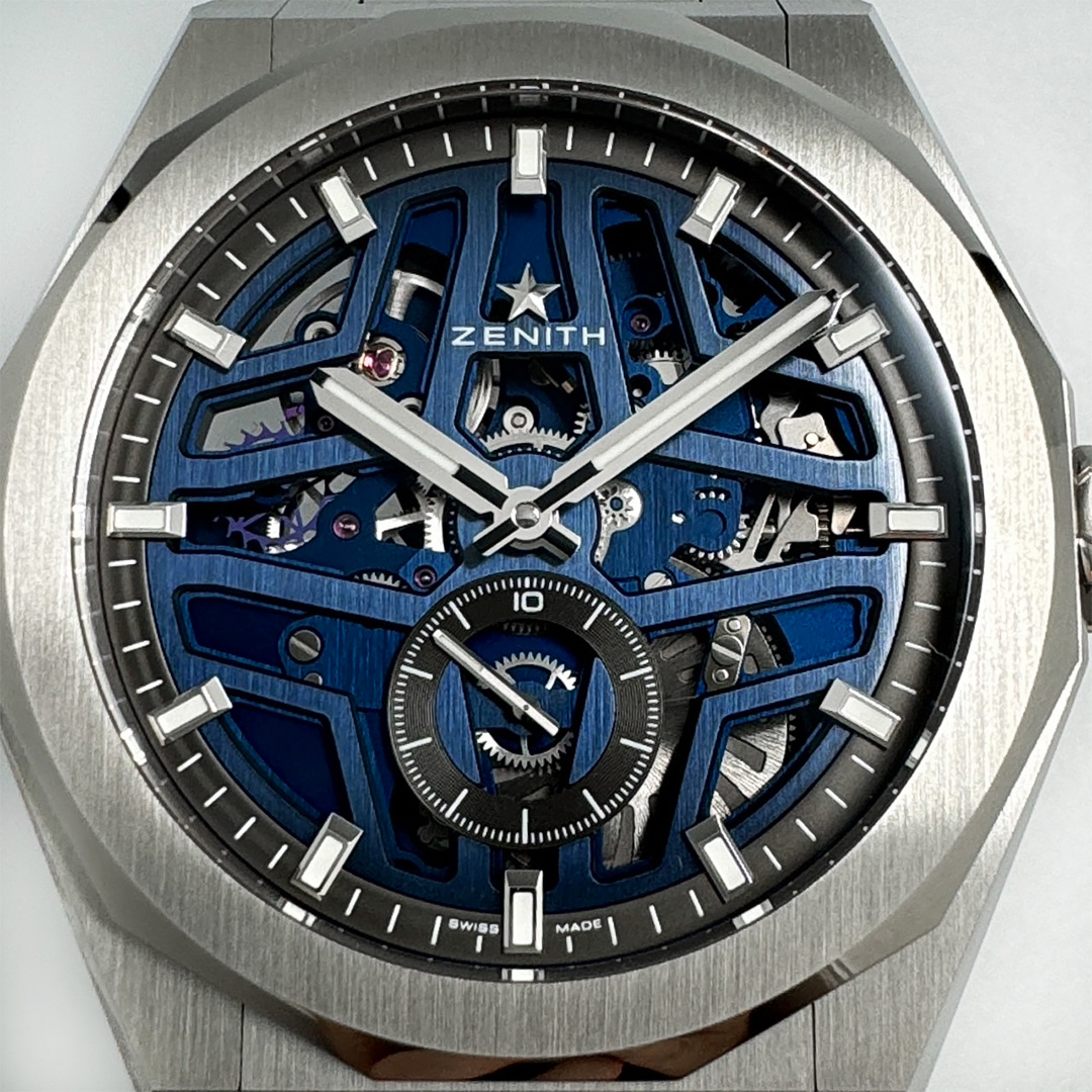 高精度のエルプリメロ搭載スケルトンモデル：ゼニス デファイ