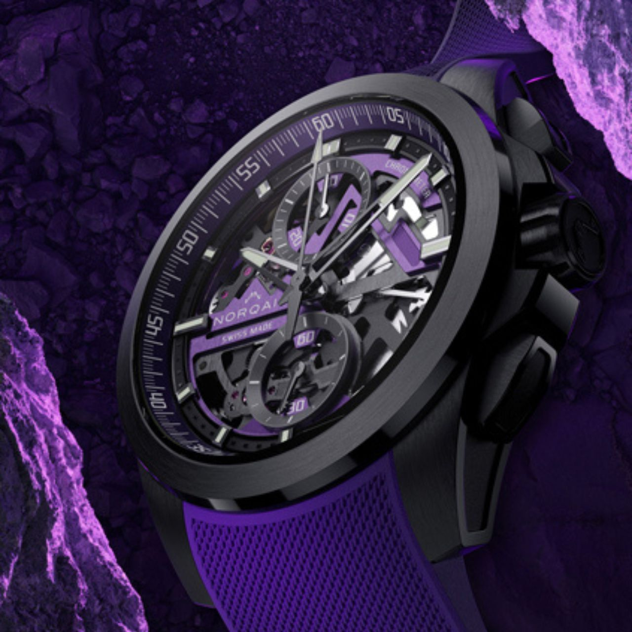 インディペンデンス スケルトン クロノ 42mm チタニウム DLC NNT3200BC