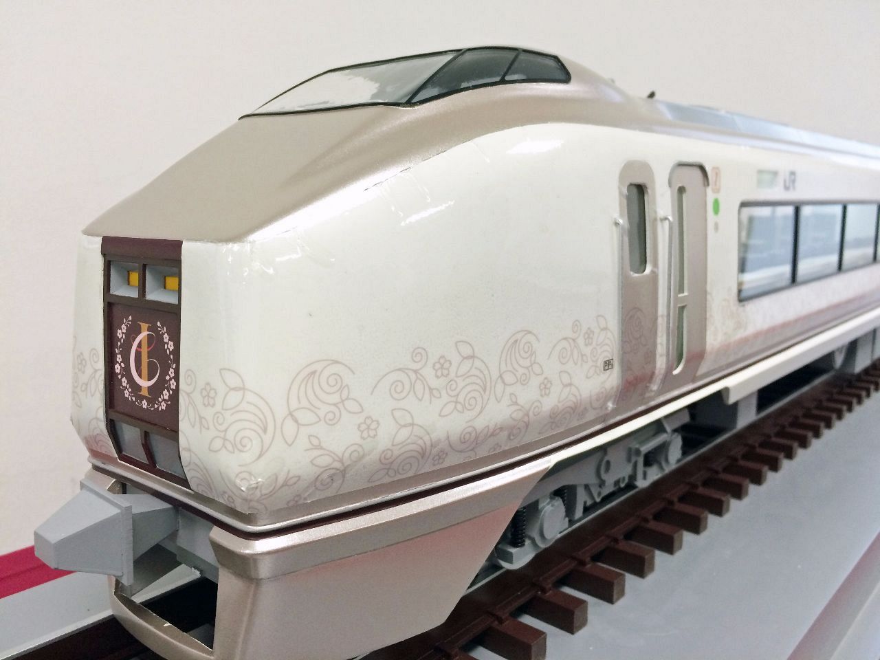 伊豆の食と景色堪能 JR東日本が小田原発のリゾート列車 | 社会