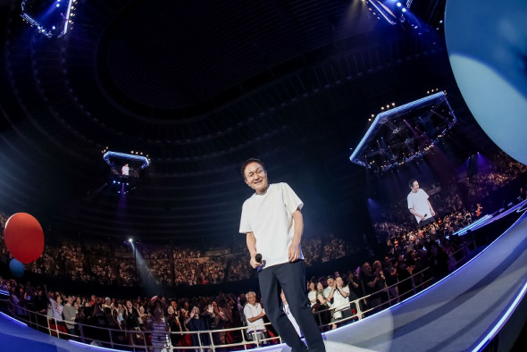 小田和正、横浜で感動フィナーレ “ラブ・ストーリーは突然に”など熱唱