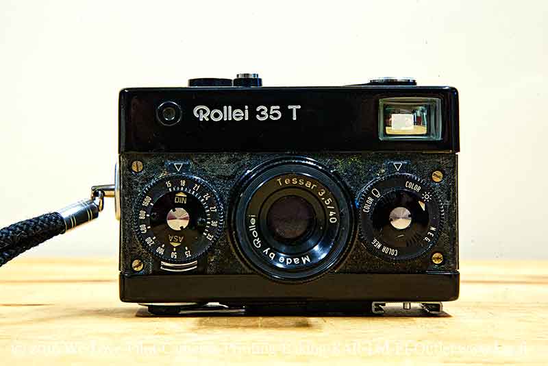 Rollei 35T Black Singapore with Tessar 40mm F3.5 Good condition
