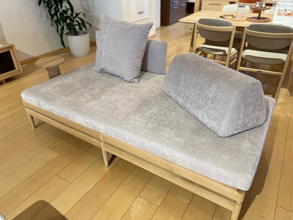 本社ショールーム｜イベント・新着情報｜カリモク家具 karimoku