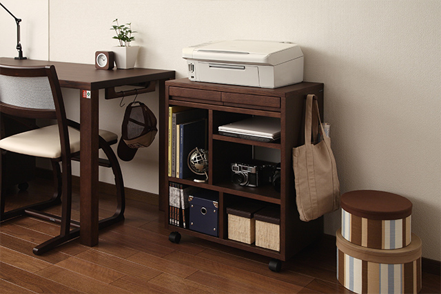 Kishi 机のみ【送料込み】カリモク 学習机 デスクワゴン付き 学習机