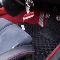 装着例 | KARO | オーダーメイド カーマット（フロアマット） | カロ