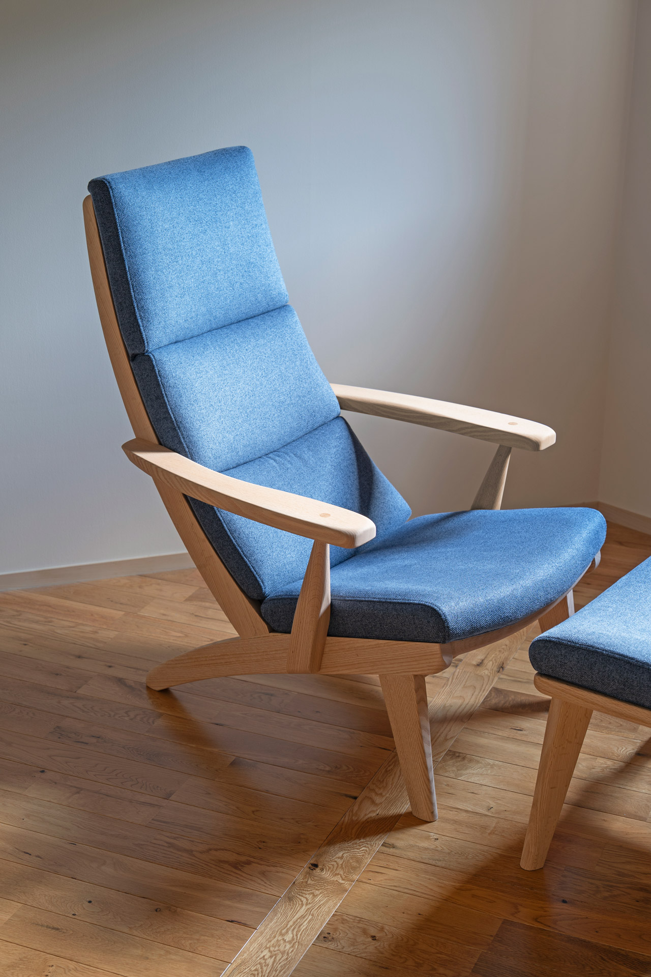 WILDERNESS - 国産無垢家具は飛騨高山発の家具メーカー KASHIWA