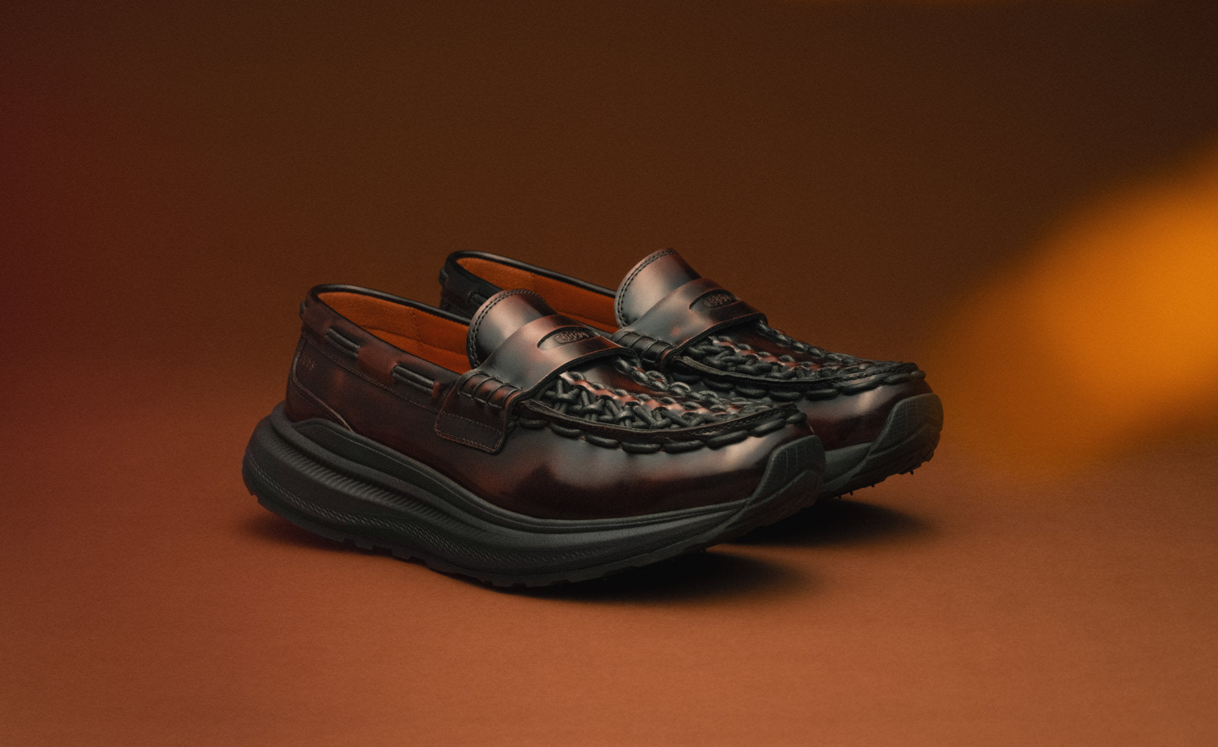 All Gender UNEEK Loafer WK | Cordovan | KEEN Footwear