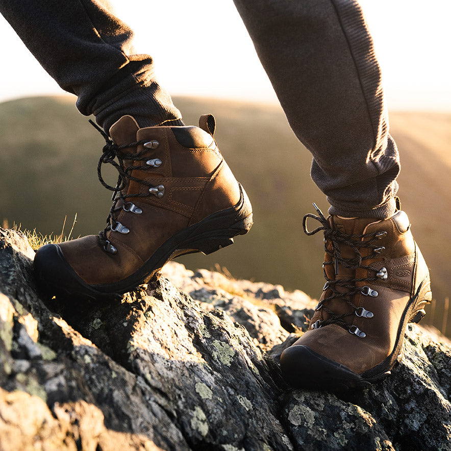 メンズ ハイキングシューズ | ピレニーズ | KEEN公式オンラインストア