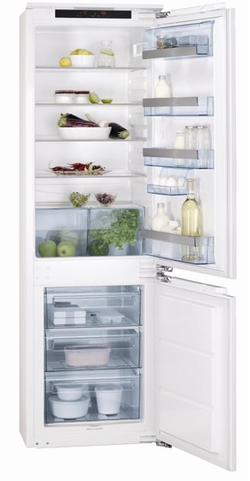 2014年 AEG-Electroluxの冷蔵庫をご紹介・販売をしています