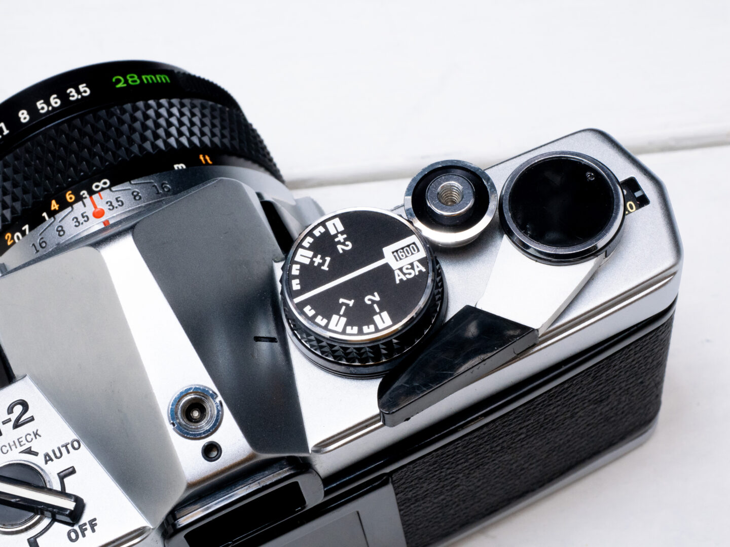 およそ半世紀という時を超え、いま手に入れる満足感｜オリンパス OM-2