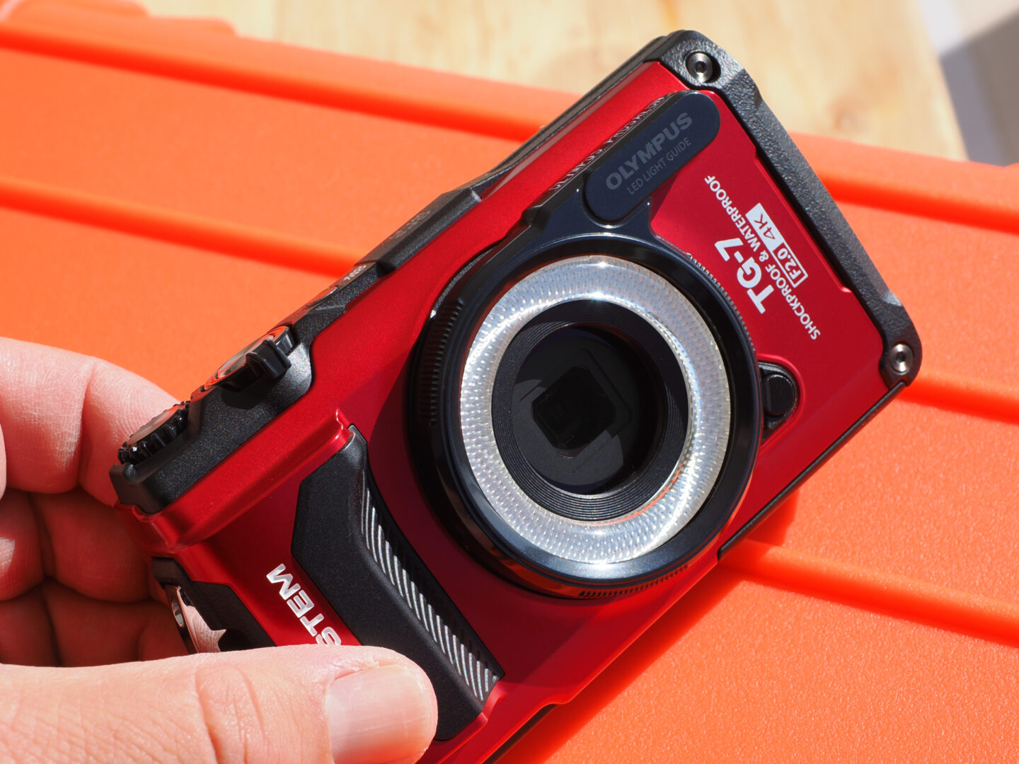 OM SYSTEM Tough TG-7｜冒険心をくすぐるタフさと画質を兼ね備えた超