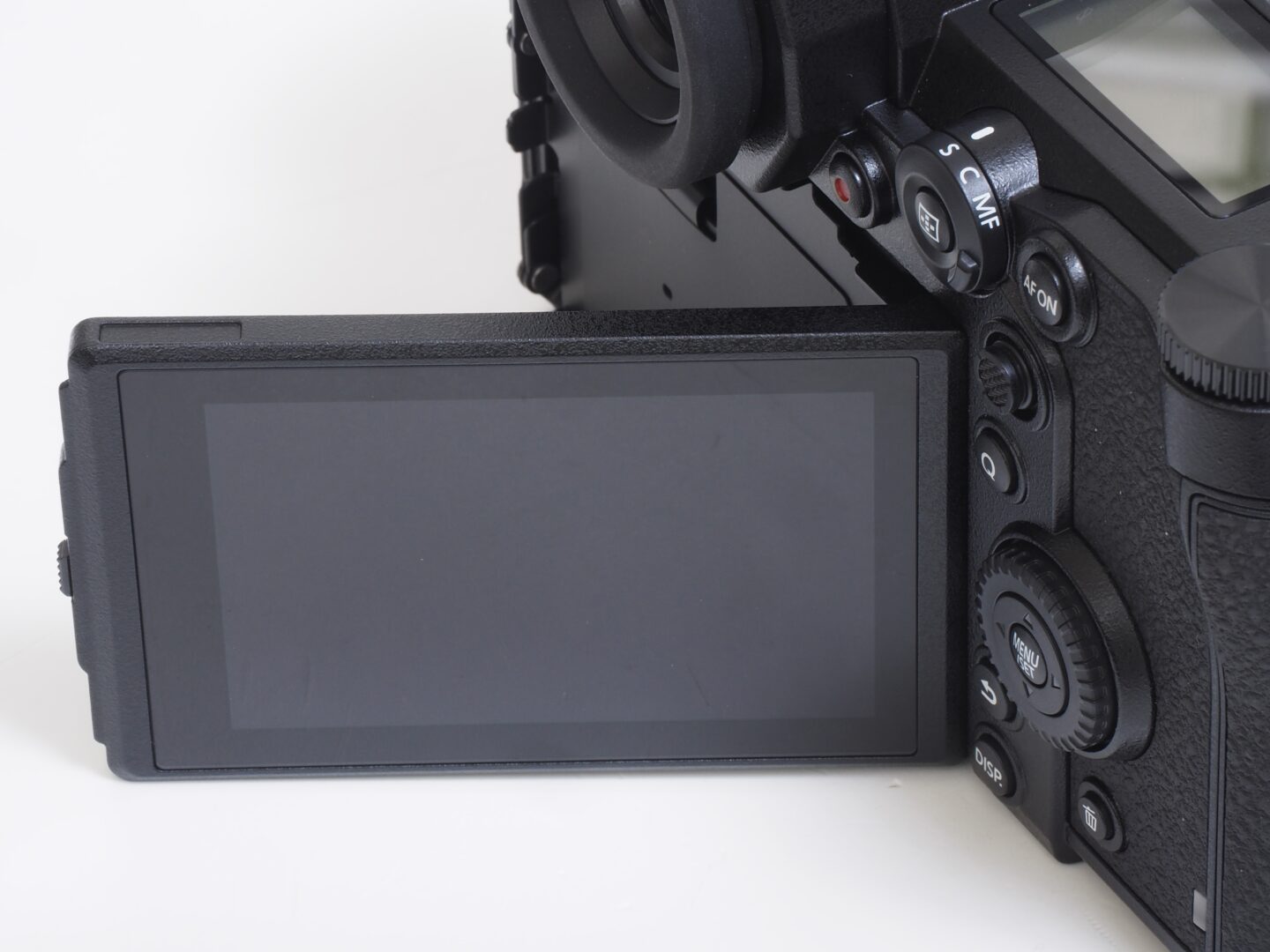 赤城耕一の魅力的なカメラ・レンズを再発見！ その1 ～悪口言ったのは