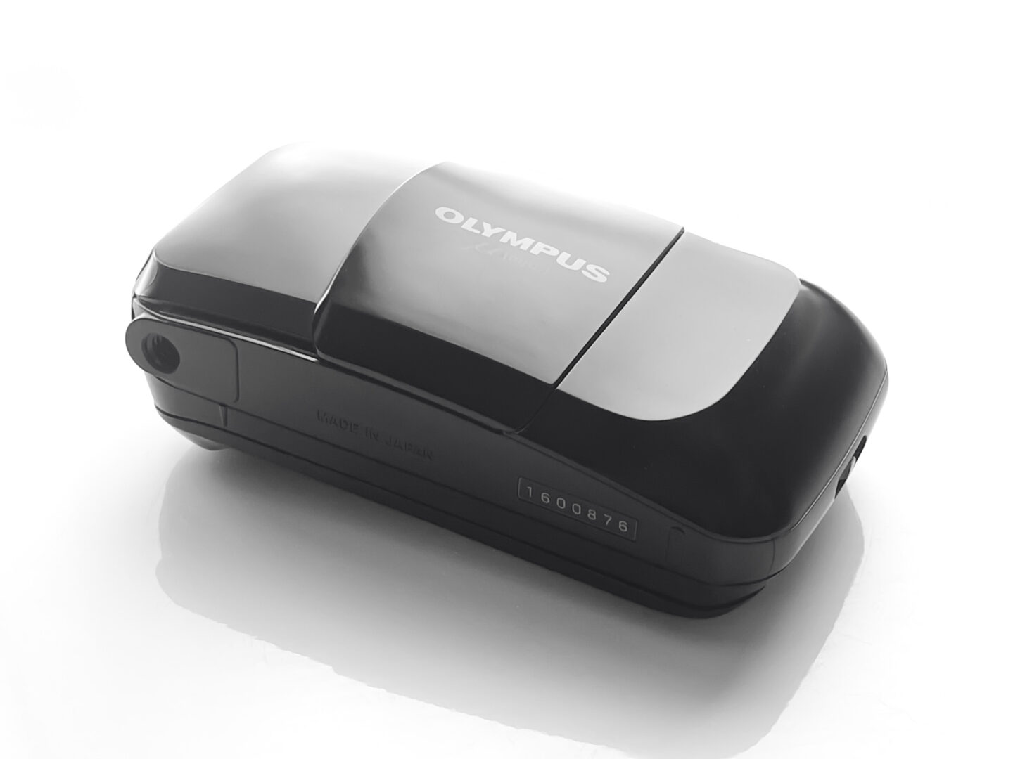 フィルムカメラ】スマートなデザインで今人気のフィルムコンパクト