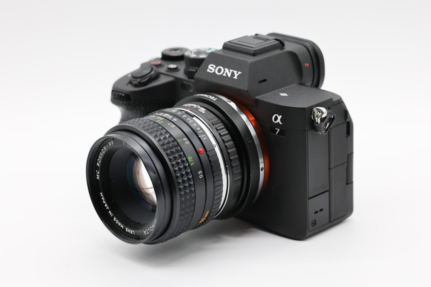 落下によりレンズ先端部（フィルター枠）にゆがみのあるジャンク