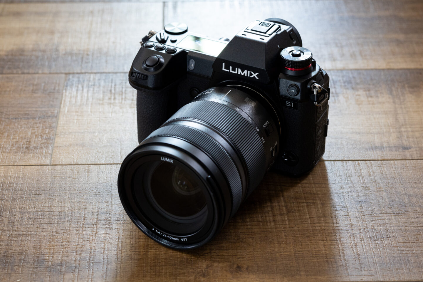 赤城耕一の魅力的なカメラ・レンズを再発見！ その1 ～悪口言ったのは