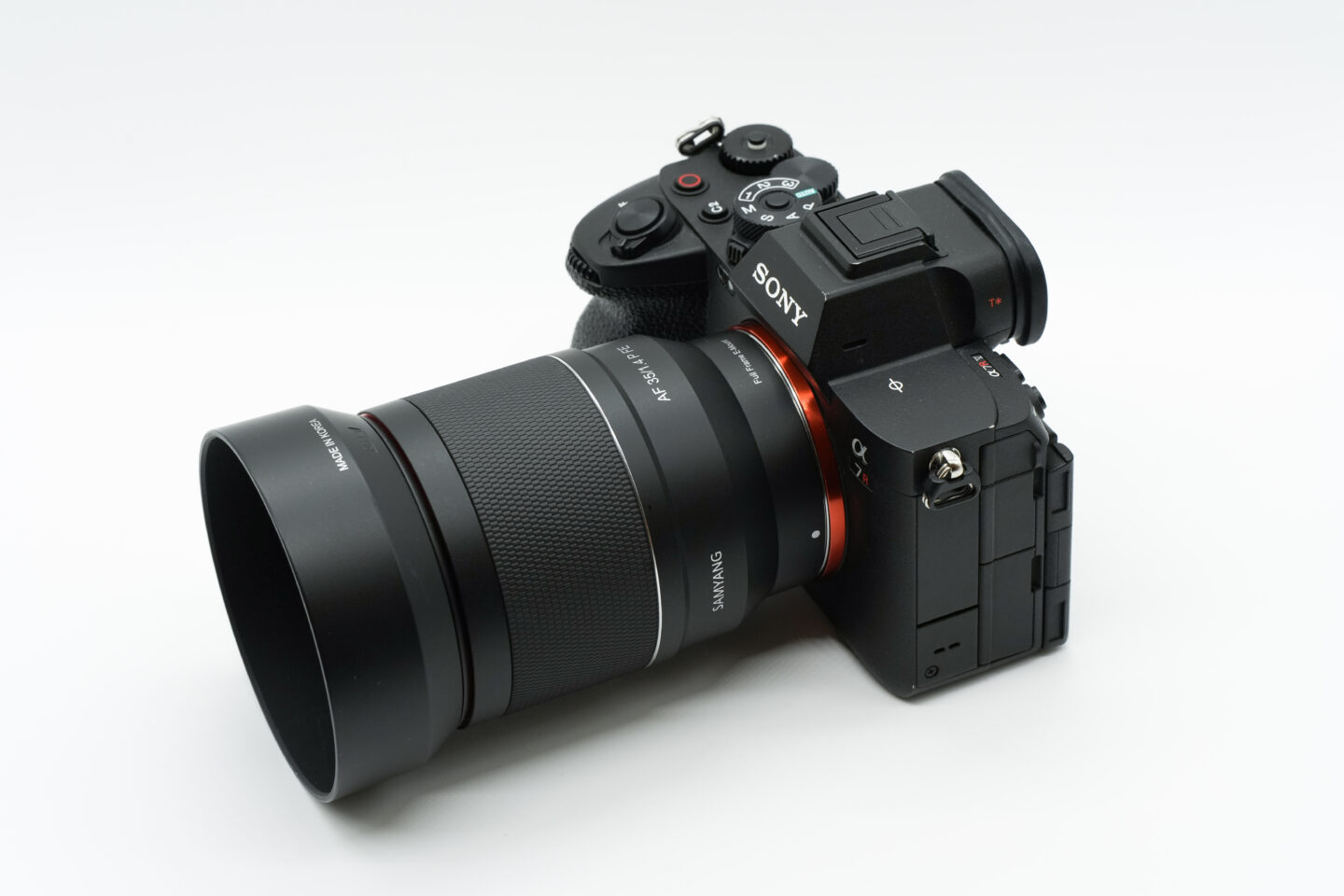 サムヤンレンズ第3世代「Prima」になった SAMYANG AF 35mm F1.4 P FE