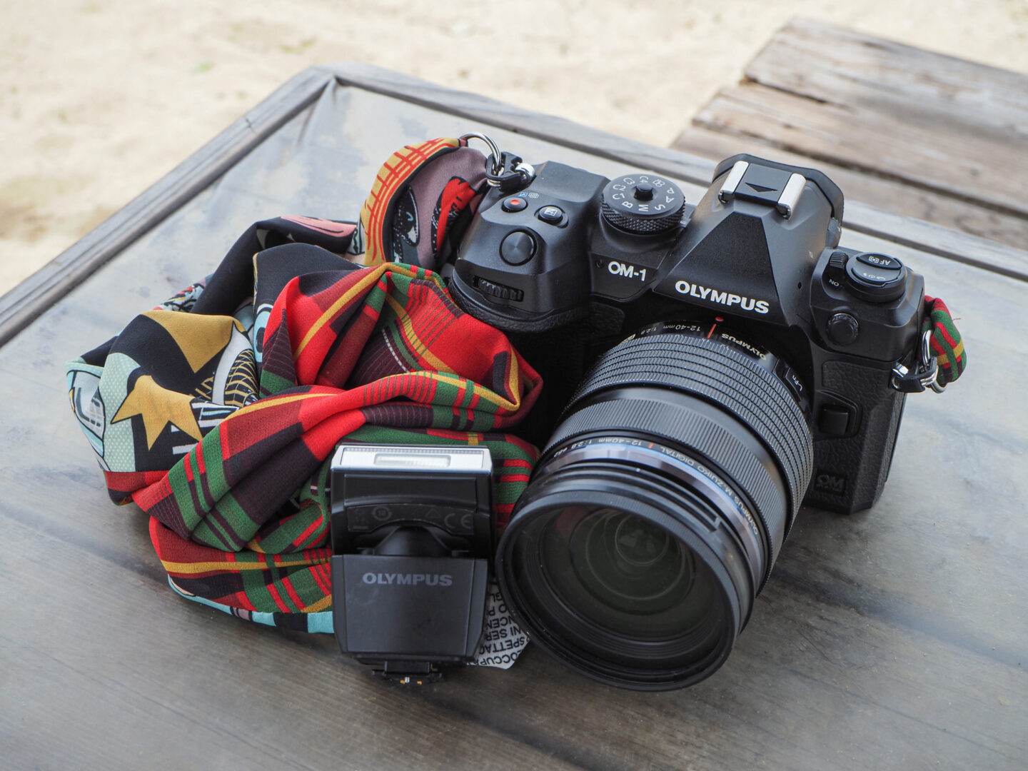 OM OLYMPUS OM-1 本体に OM-SYSTEM F-ZUIKO AUTO-S 1:1.8 50mm セット