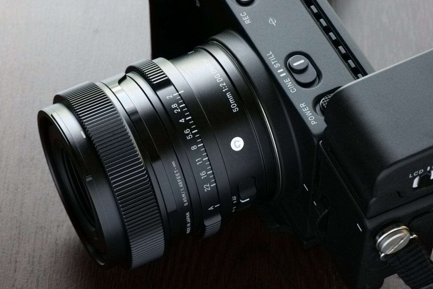 シグマ 50mm F2 DG DN Contemporary レビュー｜小さくて軽い常用標準