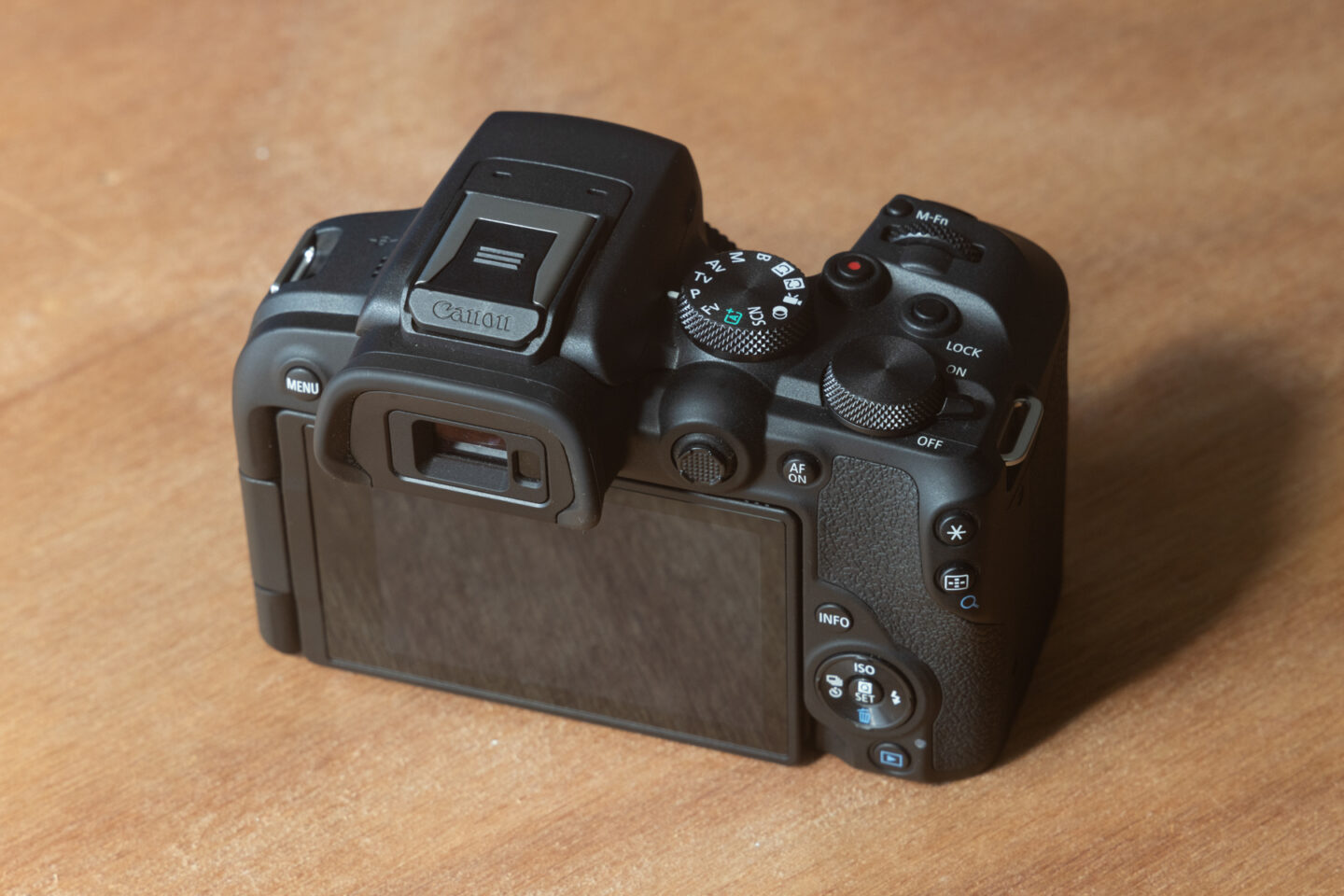 キヤノン EOS R10 レビュー｜キットレンズRF-S18-45mm F4.5-6.3 IS STM