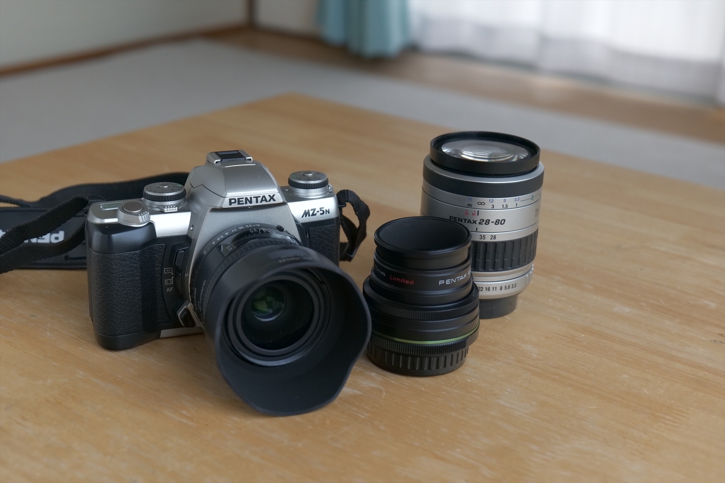 フィルム一眼レフ PENTAX MZ-5N｜シンプル・軽快なスナップ派の一眼