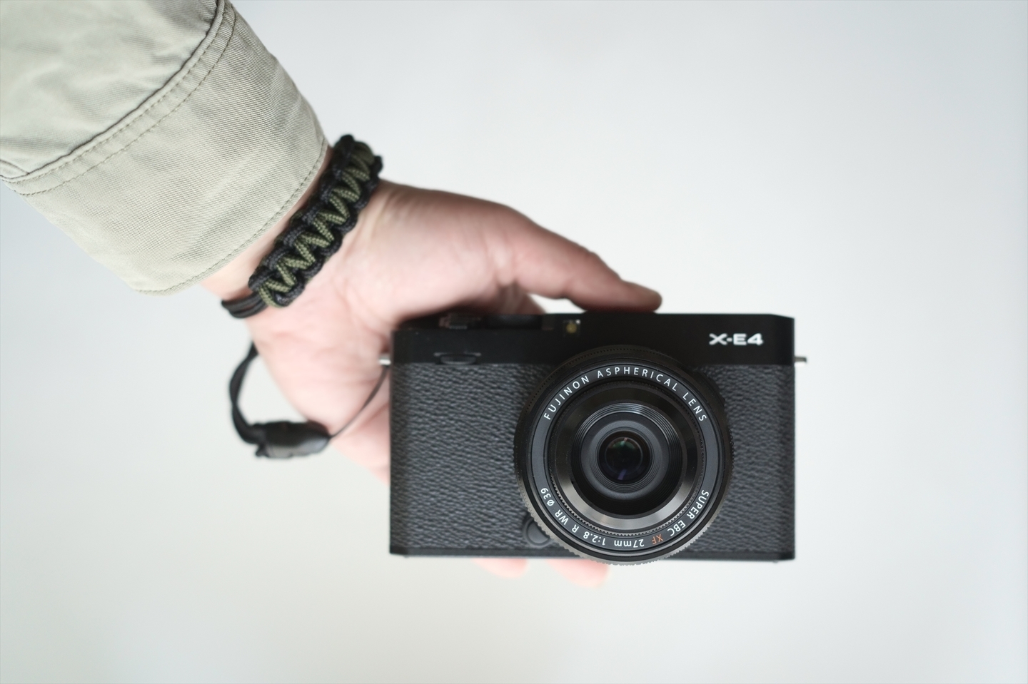 富士フイルム XF27mmF2.8 R WR レビュー｜日常使いに最適 クリアで質感