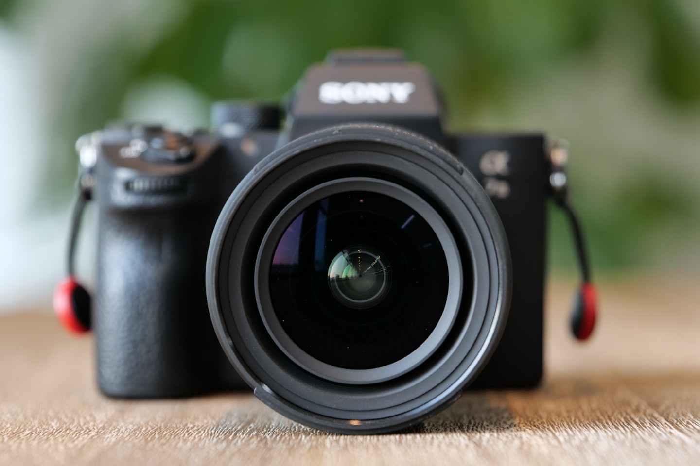 タムロン 17-28mm F/2.8 Di III RXD レビュー｜F2.8を疑うほど軽い大