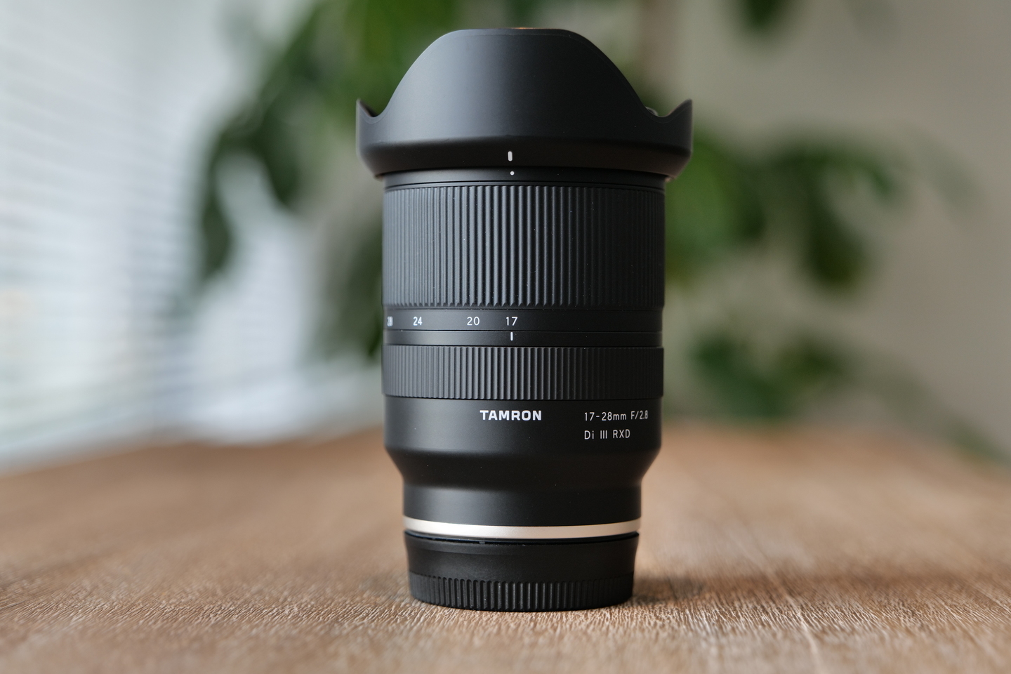 タムロン 17-28mm F/2.8 Di III RXD レビュー｜F2.8を疑うほど軽い大