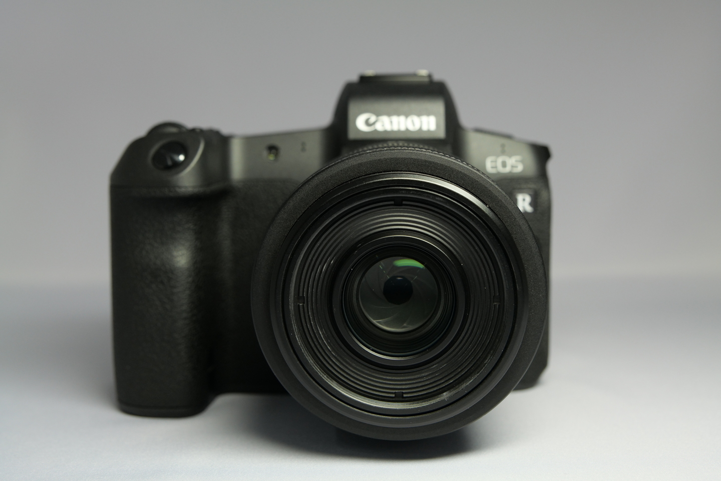 キヤノン RF35mm F1.8 MACRO IS STM｜スナップに最高の一本！常用