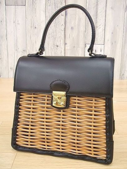 ebagos（エバゴス）のチャームで分かる年代まとめ | ナチュラル系